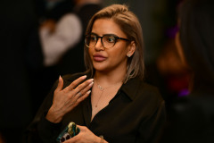 087-sabrina-sunder_54353457120_o